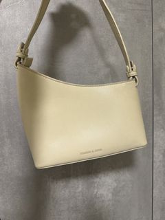 由 _cococo (刊登 ID 1429978252，圖片 1) 提交，位於 的 (類別：)，說明：。