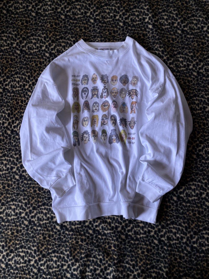 Chi-Lee Rock Band Faces Sweatshirt (Category: Coats, Jackets and Outerwear) located in Cabuyao City. Submitted by heran_nn (Listing ID 1429893645, Image 1). Description: CHI LEE FACES SWEATER L-XL ISSUE : SMALL YELLOW STAINS 950 PLUS SHIPPING FEE.