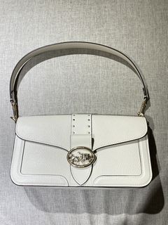 由 vivianchuhey (刊登 ID 1429850529，圖片 1) 提交，位於 的 (類別：)，說明：。