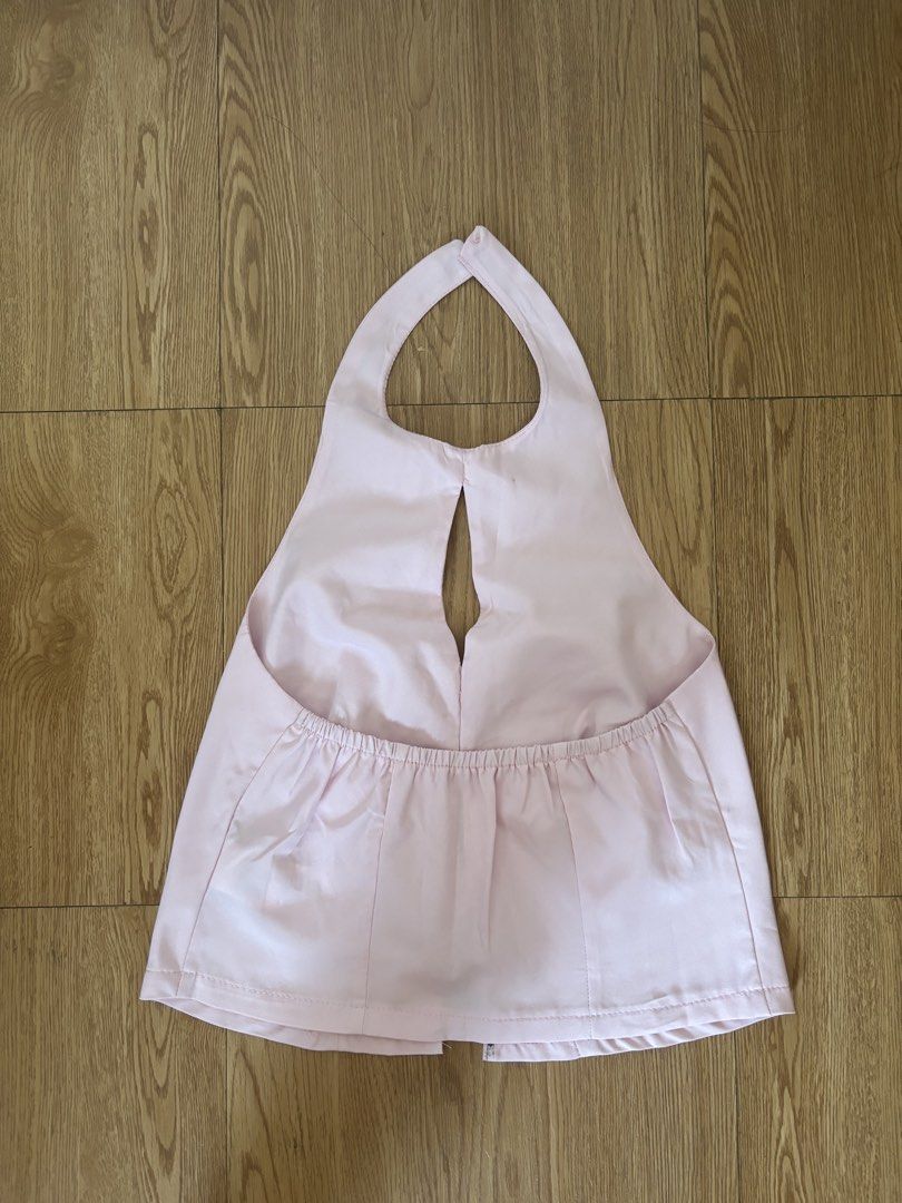 Coquette Pink Backless Halter Top with Bows (Category: Sleeveless) located in Caloocan City. Submitted by balugs_ (Listing ID 1429856300, Image 2). Description: Pink halter top features a unique design with bow details. It has a keyhole opening at the front and a gathered back. crop top pink top bows ribbon coquette .