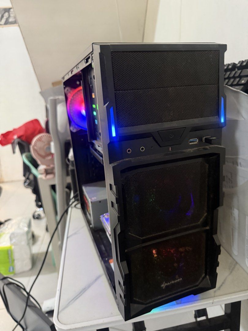 CPU setup (Category: Desktops) located in Manila. Submitted by valdeavill69666 (Listing ID 1429898444, Image 3). Description: .