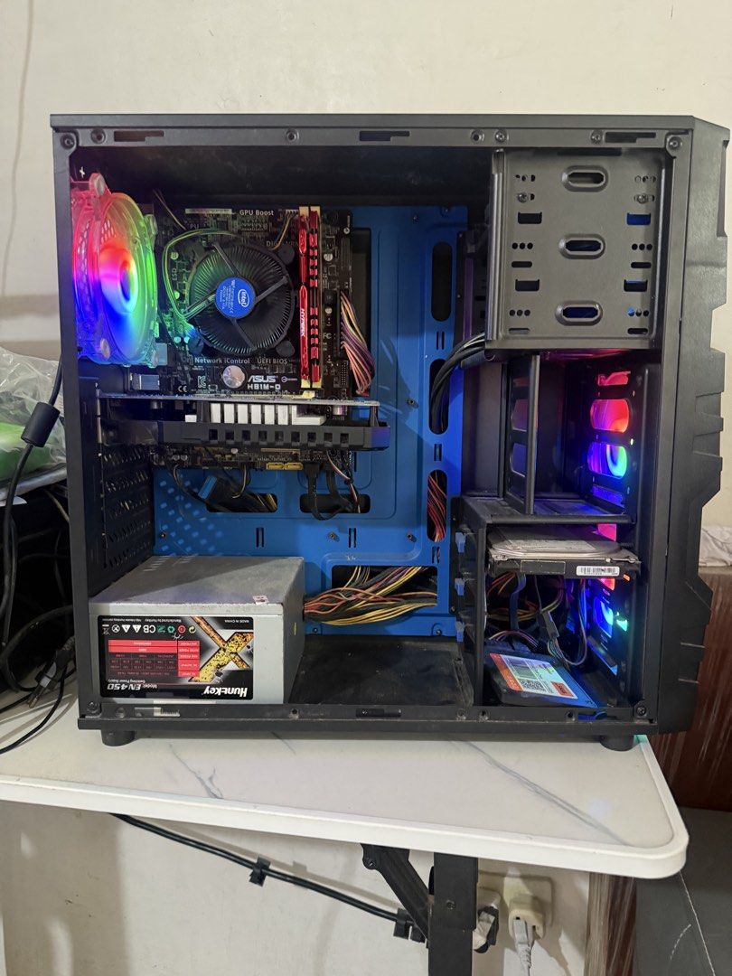 CPU setup (Category: Desktops) located in Manila. Submitted by valdeavill69666 (Listing ID 1429898444, Image 1). Description: .
