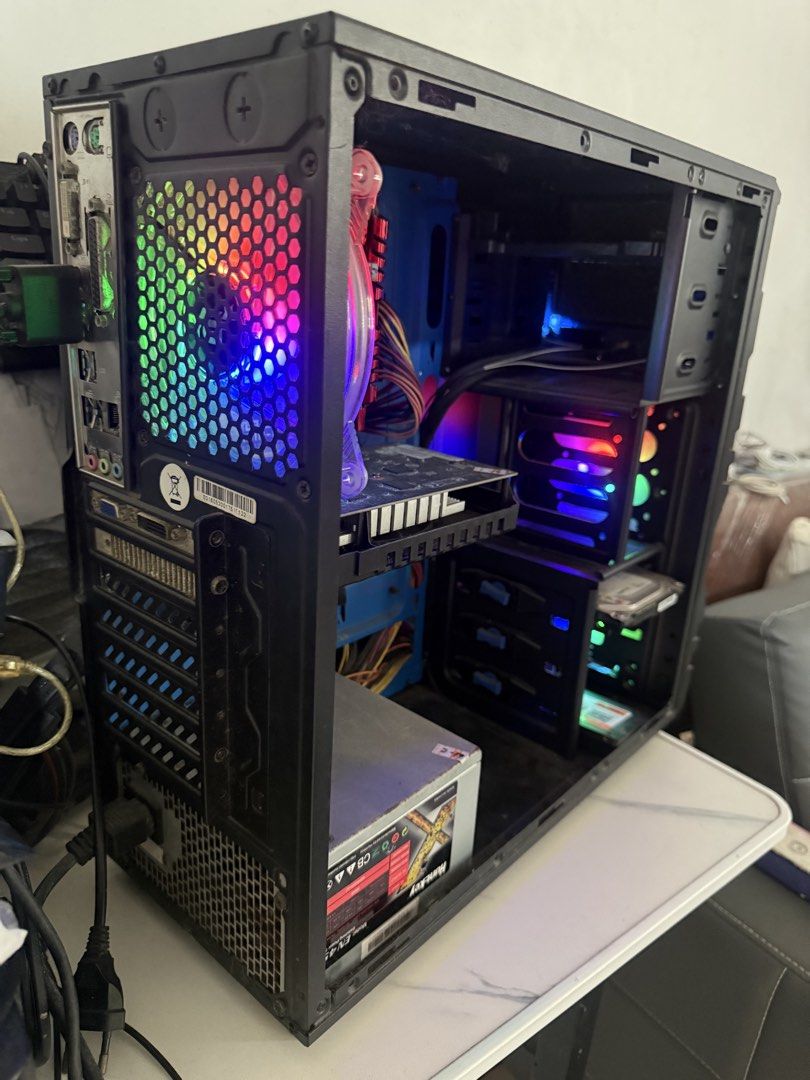 CPU setup (Category: Desktops) located in Manila. Submitted by valdeavill69666 (Listing ID 1429898444, Image 2). Description: .