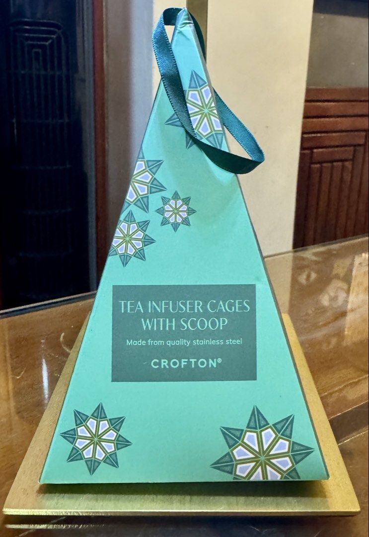 Crofton Tea Infuser Cages with Scoop (Category: Coffee & Tea Tableware) located in Quezon City. Submitted by kryshnanzyanna (Listing ID 1429954219, Image 1). Description: Crofton Tea Infuser Basket with Scoop - Stainless Steel 😍Php 500😍.