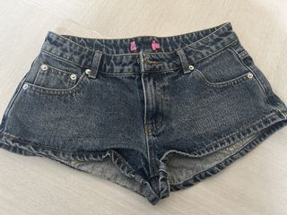 （分類：）位於 。 由 aribleh 提交（商品編號 1429877796，圖片 1）。簡介： 。