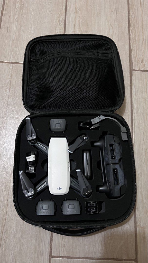 DJI Spark Drone with Accessories (Category: Drones) located in Manila. Submitted by chocomusette8 (Listing ID 1429965440, Image 1). Description: Flymore combo Issues with battery.