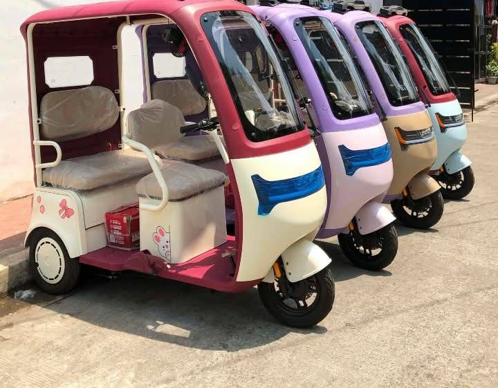 E-Bike Electric 3 Wheels (Category: Home Improvement Tools & Accessories) located in Manila. Submitted by dolorchris69891 (Listing ID 1429869893, Image 2). Description: MABILIS MAUBOS 😍 Affordable Electric 3-Wheels! Aesthetic Design! Powered By 1200 Watts Motor 60v 20ah Battery Lead Acid Size 10 Tube Less Tires FRONT DISCBRAKE! With Crownlight With Mini Fan With Automatic Wiper With Sidemirror With Trapal Same day delivery Brand new Cash on deli