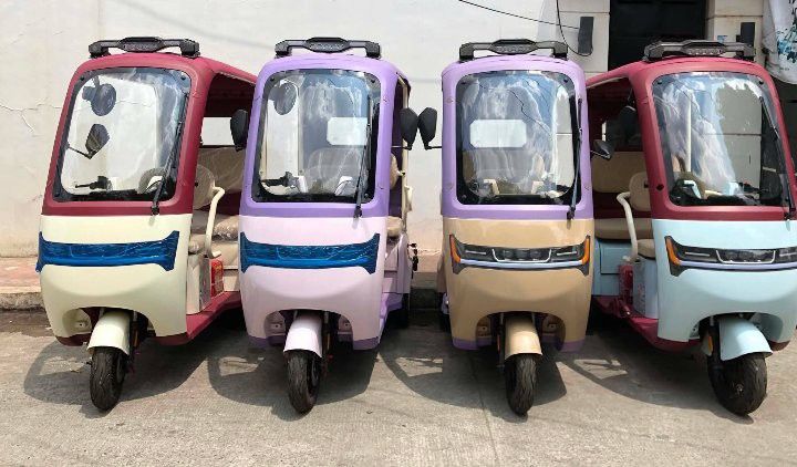 E-Bike Electric 3 Wheels (Category: Home Improvement Tools & Accessories) located in Manila. Submitted by dolorchris69891 (Listing ID 1429869893, Image 1). Description: MABILIS MAUBOS 😍 Affordable Electric 3-Wheels! Aesthetic Design! Powered By 1200 Watts Motor 60v 20ah Battery Lead Acid Size 10 Tube Less Tires FRONT DISCBRAKE! With Crownlight With Mini Fan With Automatic Wiper With Sidemirror With Trapal Same day delivery Brand new Cash on deli