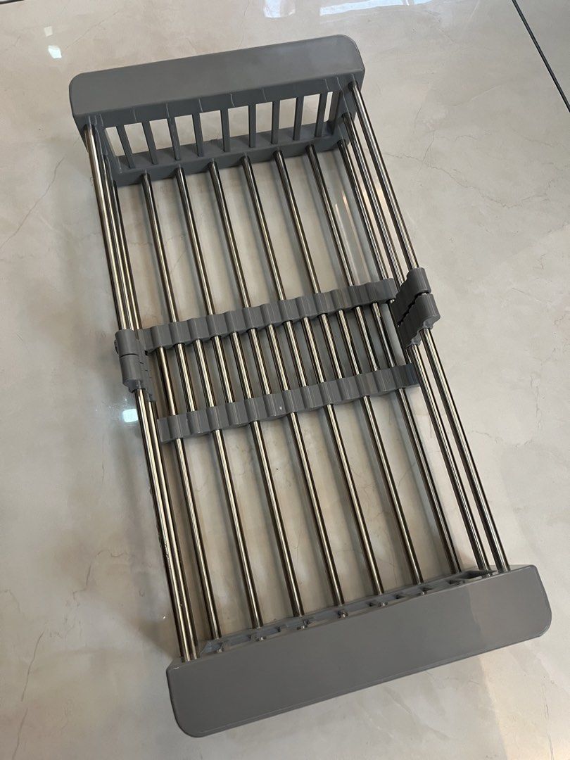 Expandable Stainless Steel Dish Rack (Category: Other Kitchenware & Tableware) located in Quezon City. Submitted by hazpreloved (Listing ID 1429969318, Image 2). Description: Very useful for drying dishes with limited space Extendable, so it fits any sink .