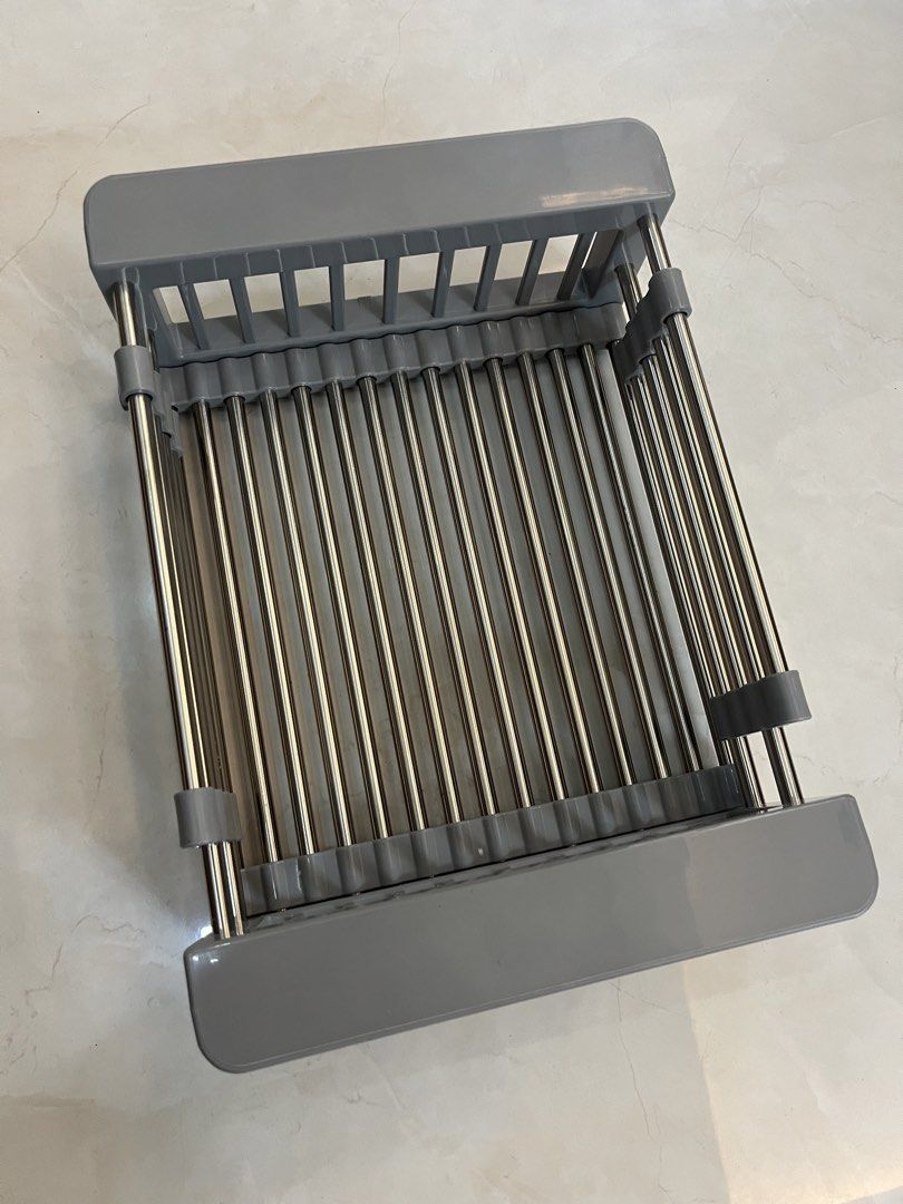 Expandable Stainless Steel Dish Rack (Category: Other Kitchenware & Tableware) located in Quezon City. Submitted by hazpreloved (Listing ID 1429969318, Image 3). Description: Very useful for drying dishes with limited space Extendable, so it fits any sink .