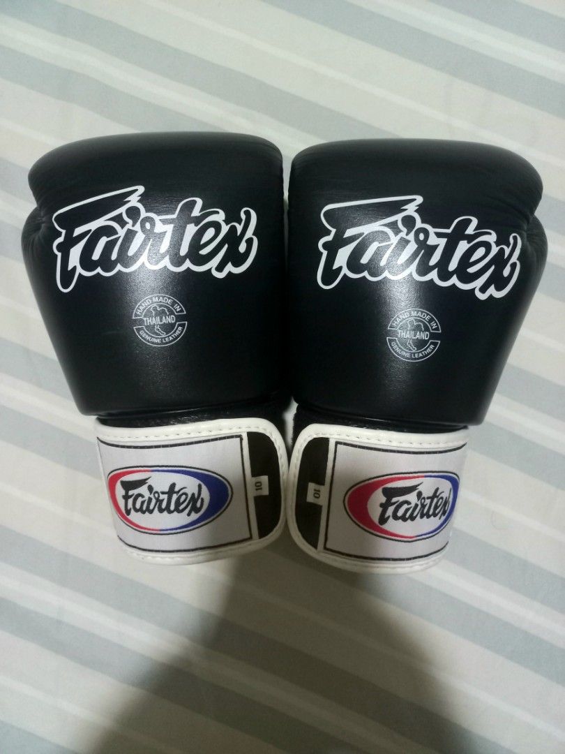 Fairtex BGV1 Boxing Gloves (Category: Combat Sports) located in Marikina City. Submitted by migs1101 (Listing ID 1429879546, Image 1). Description: FAIRTEX BGV1 MUAY THAI BOXING GLOVES ✅️ 3,300 pesos only! ✅️ current bnew price:5k - 6,300pesos DETAILS: ✅️ 10oz muay thai/boxing gloves ✅️ GENUINE LEATHER ✅️ GOOD AS NEW CONDITION (used less than 5 times) ✅️ girl user ✅️ NO DAMAGE ✅️ NO ODOR ✅️ purchased from k1 extreme 📍MARIKINA LOC SF CARE OF BUYE