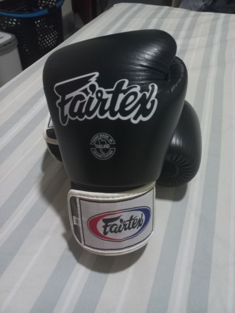 Fairtex BGV1 Boxing Gloves (Category: Combat Sports) located in Marikina City. Submitted by migs1101 (Listing ID 1429879546, Image 3). Description: FAIRTEX BGV1 MUAY THAI BOXING GLOVES ✅️ 3,300 pesos only! ✅️ current bnew price:5k - 6,300pesos DETAILS: ✅️ 10oz muay thai/boxing gloves ✅️ GENUINE LEATHER ✅️ GOOD AS NEW CONDITION (used less than 5 times) ✅️ girl user ✅️ NO DAMAGE ✅️ NO ODOR ✅️ purchased from k1 extreme 📍MARIKINA LOC SF CARE OF BUYE
