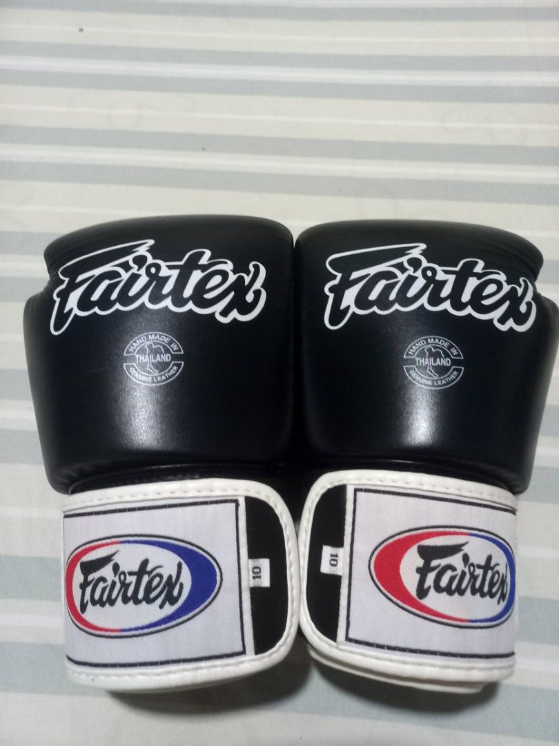 Fairtex BGV1 Boxing Gloves (Category: Combat Sports) located in Marikina City. Submitted by migs1101 (Listing ID 1429879546, Image 2). Description: FAIRTEX BGV1 MUAY THAI BOXING GLOVES ✅️ 3,300 pesos only! ✅️ current bnew price:5k - 6,300pesos DETAILS: ✅️ 10oz muay thai/boxing gloves ✅️ GENUINE LEATHER ✅️ GOOD AS NEW CONDITION (used less than 5 times) ✅️ girl user ✅️ NO DAMAGE ✅️ NO ODOR ✅️ purchased from k1 extreme 📍MARIKINA LOC SF CARE OF BUYE