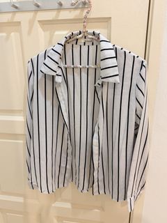 (Category: ) located in . Submitted by bell_wardrobe (Listing ID 1429997355, Image 1). Description: .