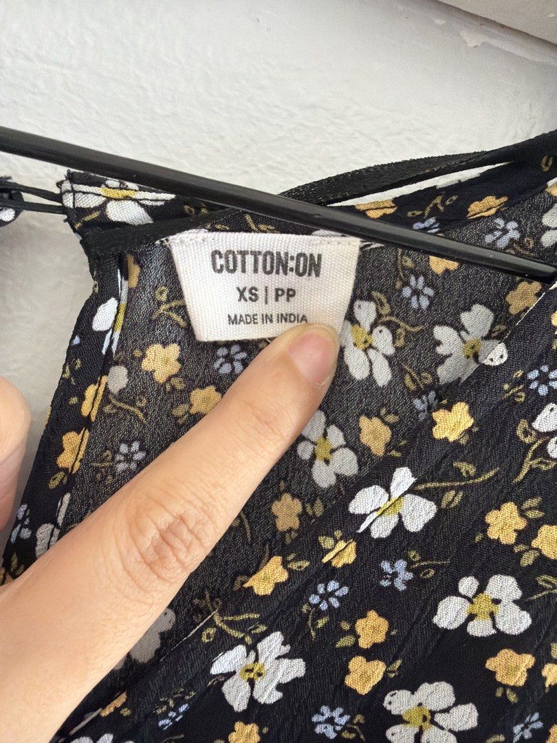 Floral Dress (Category: Dresses) located in Manila. Submitted by spring2025 (Listing ID 1429893945, Image 2). Description: Used once RFS: decluttering.