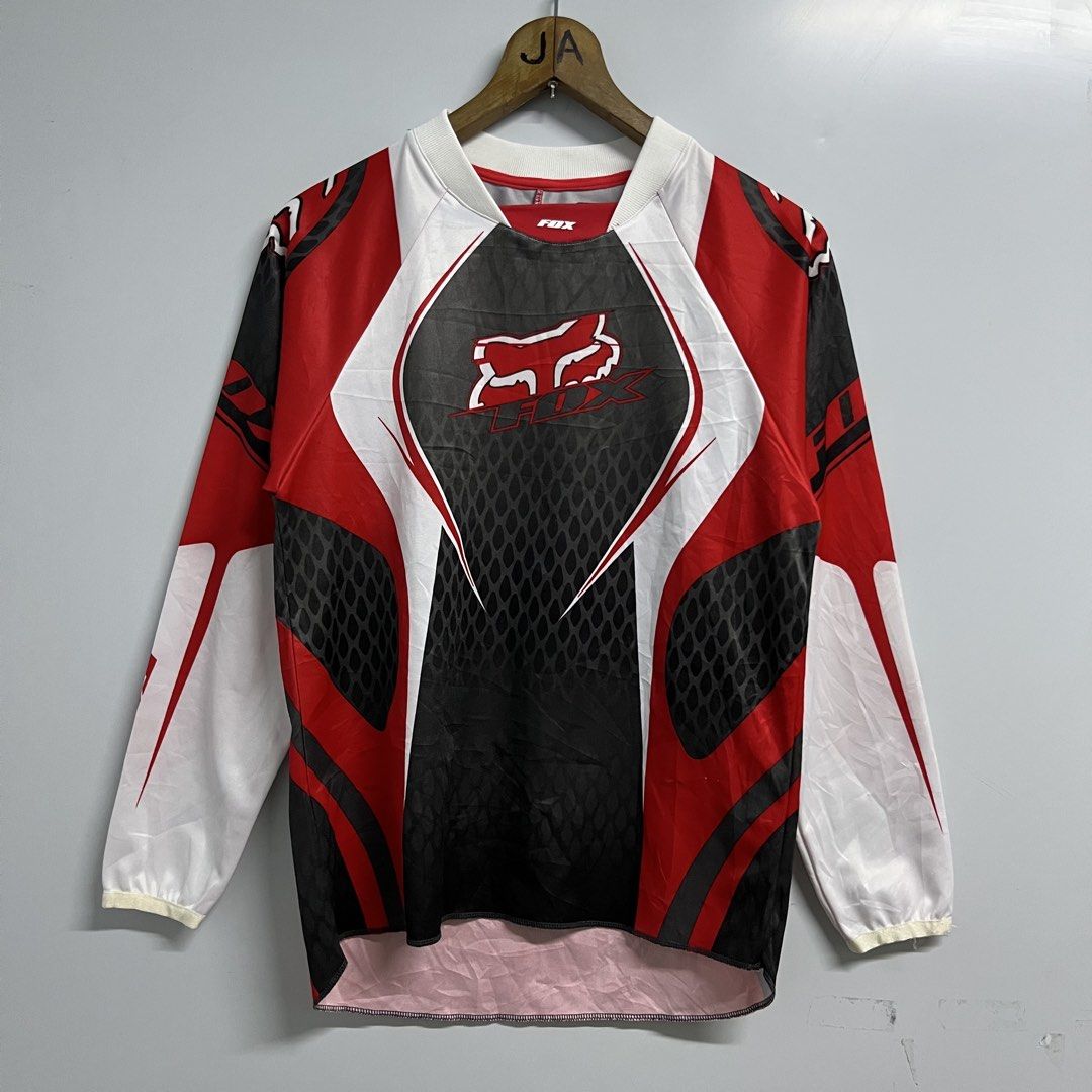 Fox - Britz Moto Youth Jersey (Category: Activewear) located in Batangas. Submitted by wornwear.ph (Listing ID 1429987553, Image 2). Description: Fox - Britz Moto Youth Jersey Kids Large on tag fits Small Adult Width 18 inches Length 24” 9/10 Good condition 680 only! .