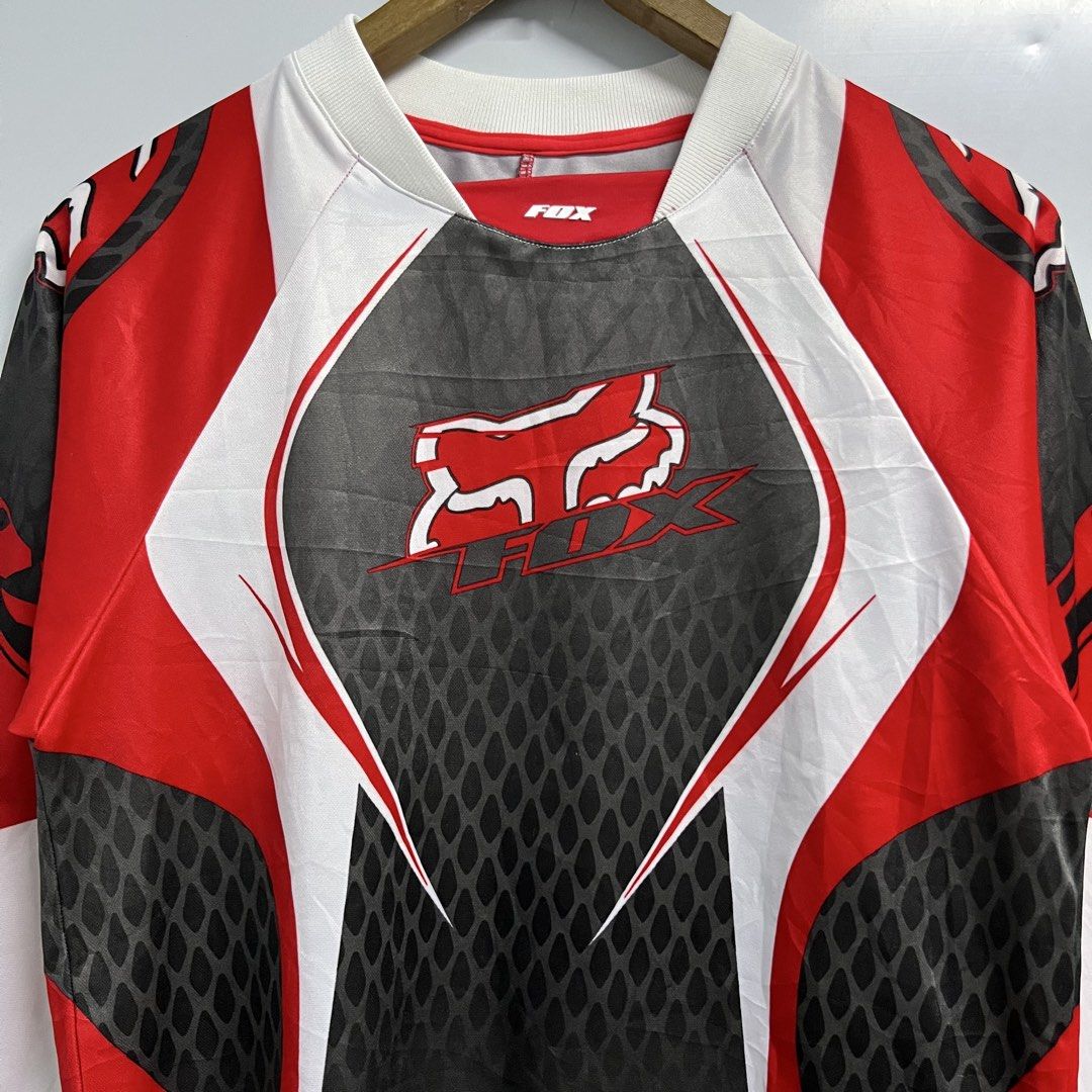 Fox - Britz Moto Youth Jersey (Category: Activewear) located in Batangas. Submitted by wornwear.ph (Listing ID 1429987553, Image 3). Description: Fox - Britz Moto Youth Jersey Kids Large on tag fits Small Adult Width 18 inches Length 24” 9/10 Good condition 680 only! .