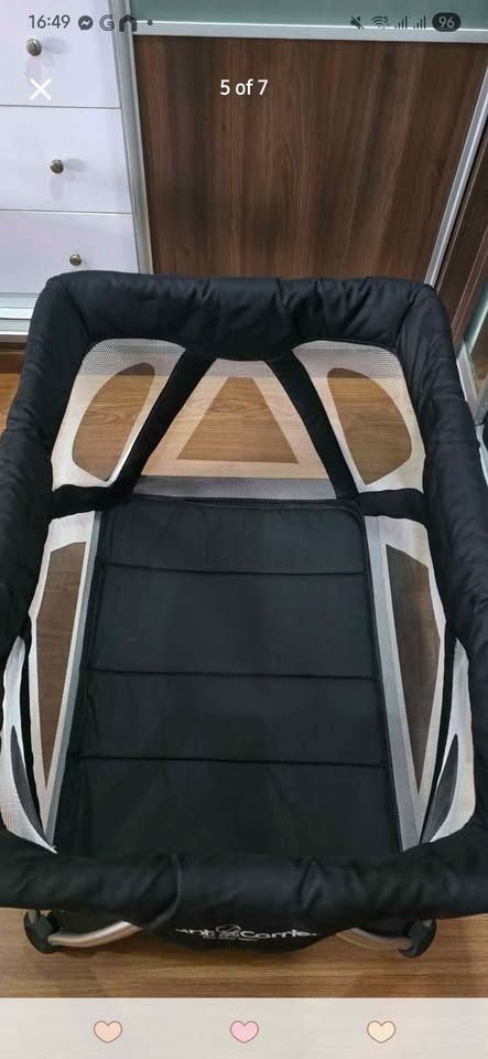 Giant Carrier Crib type Playpen (Category: Infant Playtime) located in San Juan City. Submitted by wilomarket (Listing ID 1429985793, Image 1). Description: Giant Carrier Geoffrey Playpen Color: Black Dimensions: 105 L x 74 W x 72 H (cm) Complete with Mosquito net & Changing Mat. Shipping c/o Buyer.