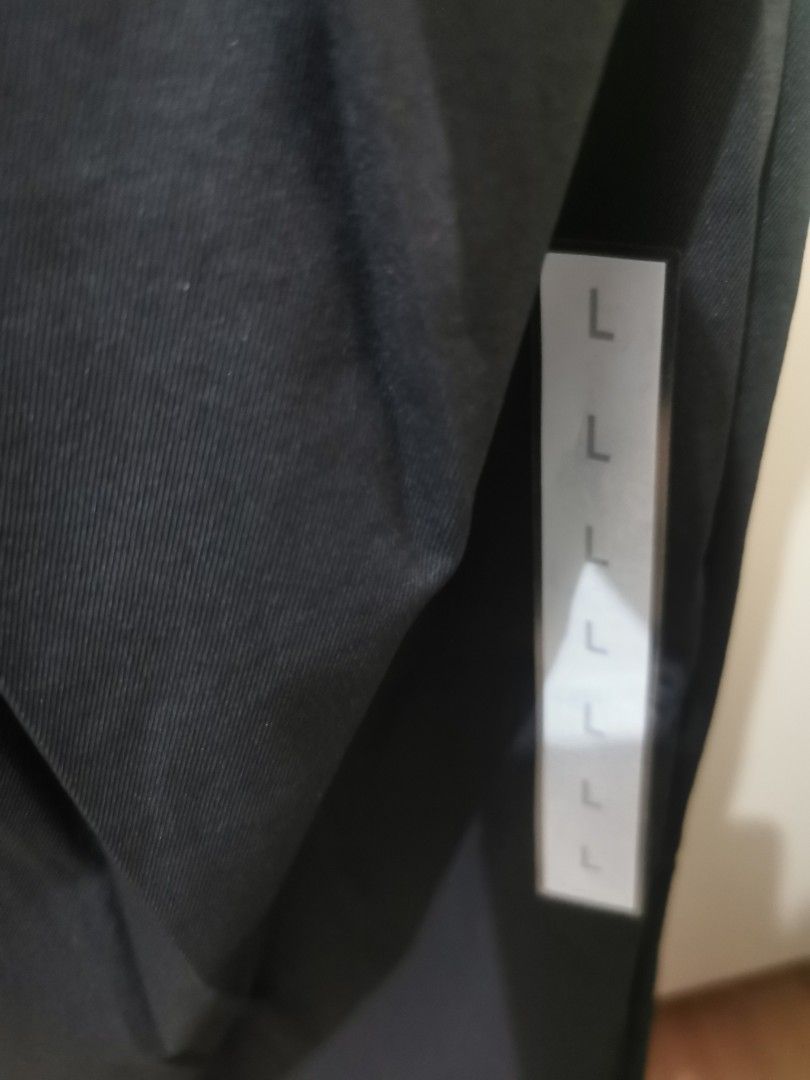 GU belted wide slacks large (Category: Other Bottoms) located in Quezon City. Submitted by declutter68112 (Listing ID 1429972605, Image 3). Description: GU black wide slacks Large Belted From Japan Runs big.