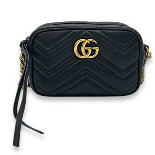 (Category: ) located in . Submitted by carousellluxury (Listing ID 1376507329, Image 1). Description: .