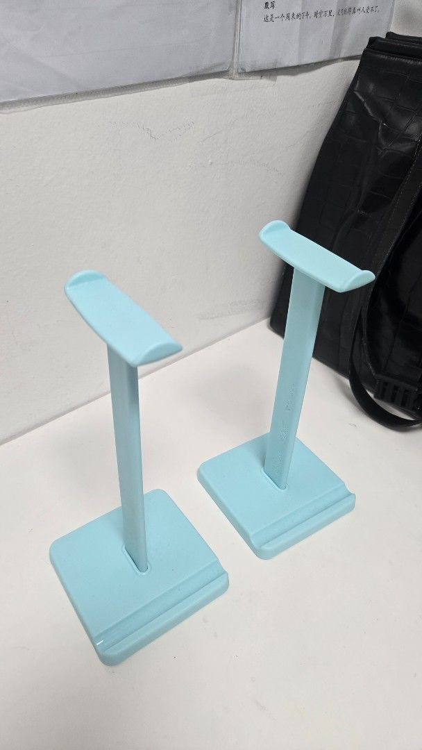 Headphone Stand (Set of 2) – $10