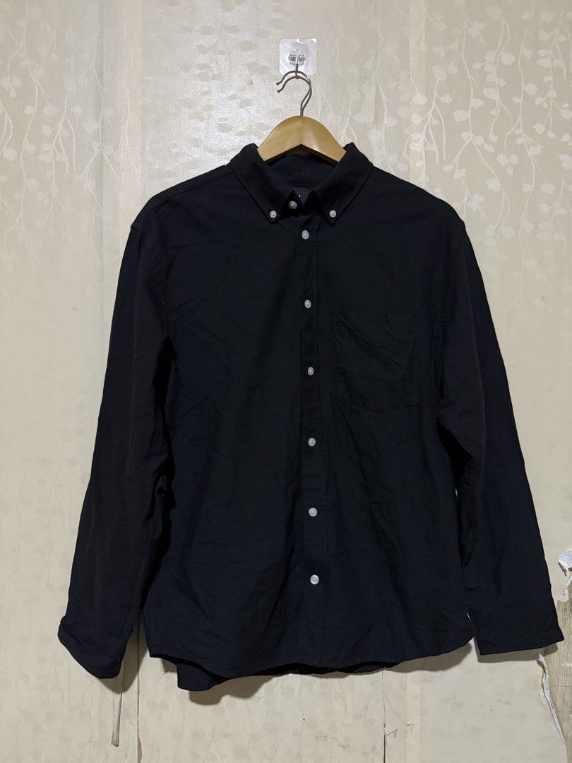 H&M Longsleeves (Category: Formal Shirts) located in Quezon City. Submitted by 999bodega (Listing ID 1429871822, Image 1). Description: Used once Mall bought.