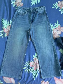 (Category: ) located in . Submitted by nightofsmoke (Listing ID 1429840082, Image 1). Description: .