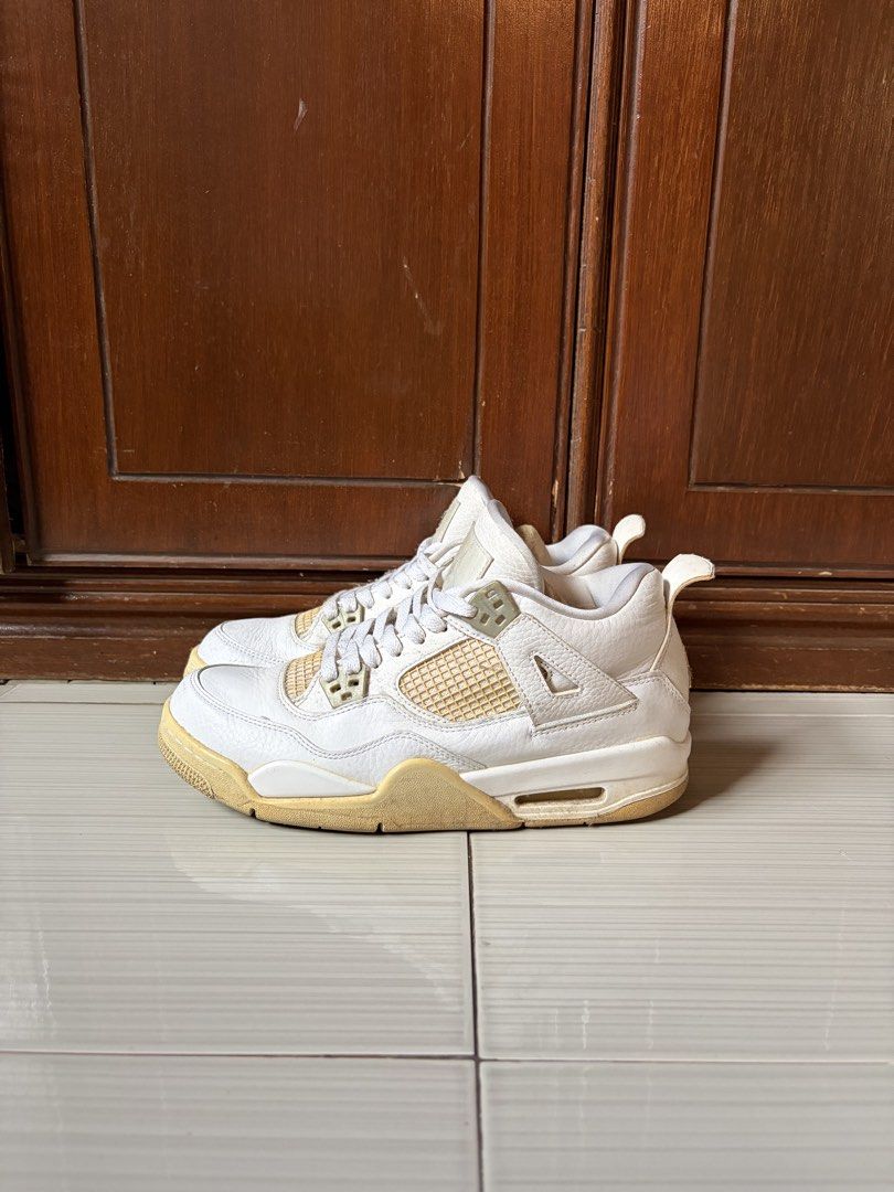 jordan 4 pure money (Category: Sneakers) located in Cainta. Submitted by comethruuu (Listing ID 1429900825, Image 1). Description: bought from a reseller yeaaars ago lost the box na :( no flaws! just the yellowing of the bottom part size is 7Y, fits 25-25.5cm.