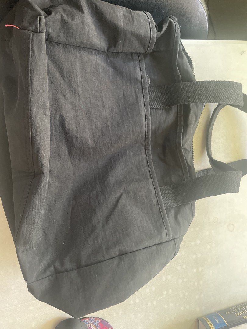 Kipling Tote Bag (Category: Tote Bags) located in Tuguegarao City. Submitted by tobybailey (Listing ID 1429917182, Image 1). Description: .