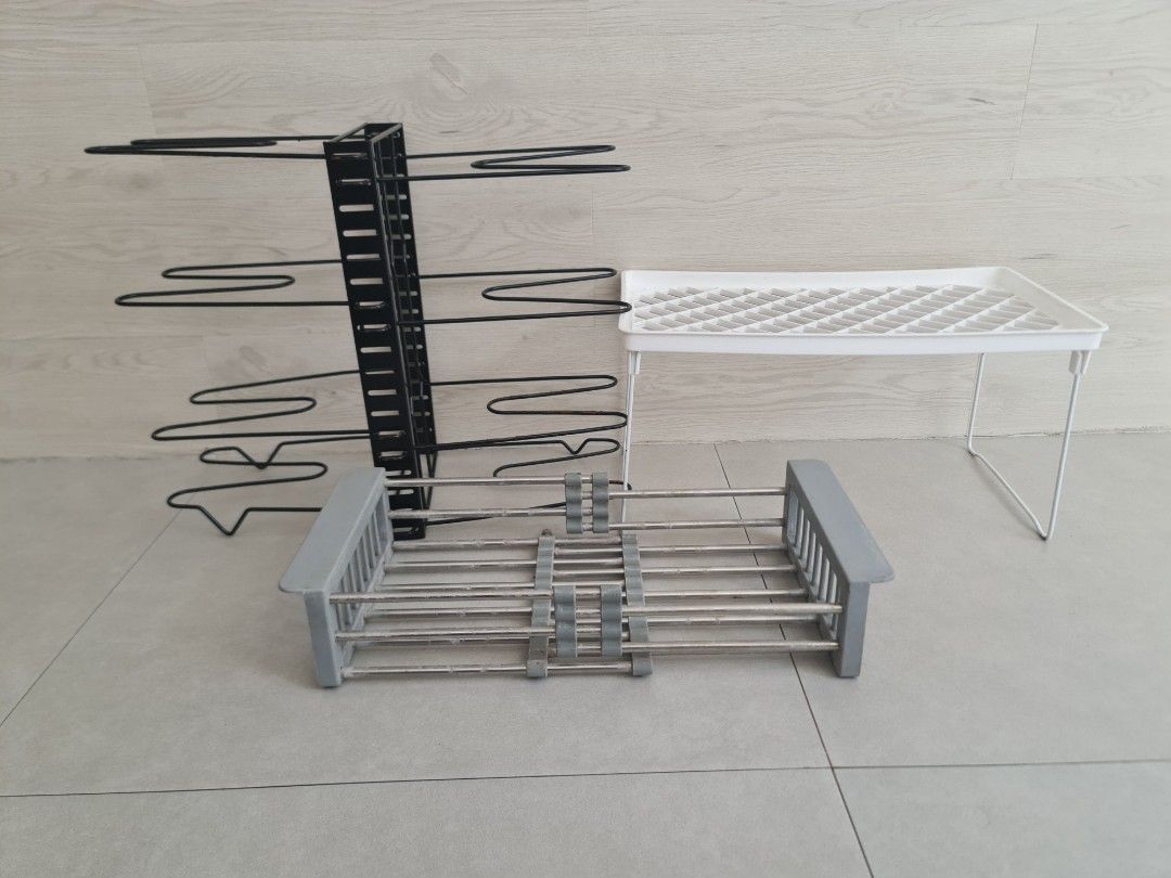 Kitchen Pot and Pan Organizer (Category: Other Kitchenware & Tableware) located in Quezon City. Submitted by jt.pangan (Listing ID 1429917448, Image 1). Description: FS: TAKE ALL for 400.00 only 1 -- 8 layers pots&pans organizer rack 1 -- sink rack 1 -- storage rack Preloved / decluttering Loc: bagong pag-asa QC.