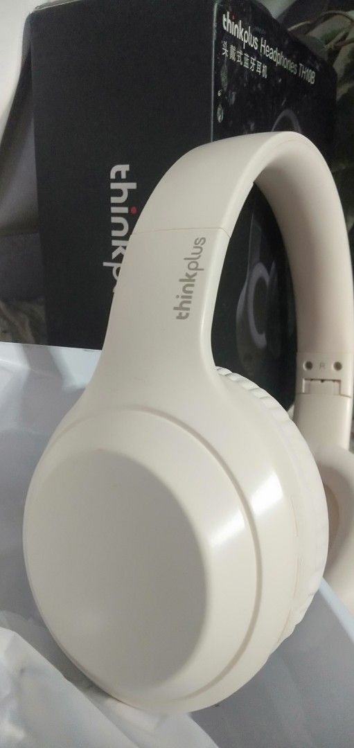 Lenovo Thinkplus TH10B Headphones (Category: Headphones & Headsets) located in Mandaluyong City. Submitted by allinthehood (Listing ID 1429926994, Image 1). Description: Good As New With Box And Charger.