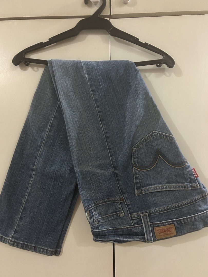 LEVI denim (Category: Jeans) located in San Juan City. Submitted by HannaRuby (Listing ID 1429973873, Image 1). Description: Authentic Levi Bought fr US Size 7 (medium).