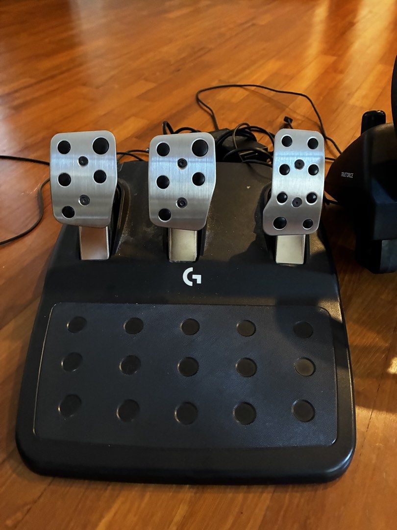 Logitech G923 wheel and pedals, Video Gaming, Gaming Accessories ...