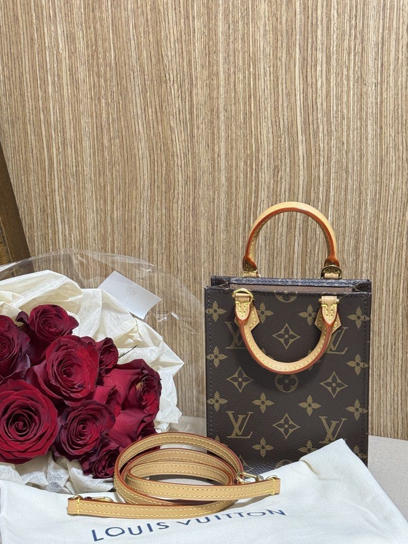 Louis Vuitton Vertical Tote Bag (Category: Bags & Wallets) located in Singapore. Submitted by tintingarcia020 (Listing ID 1429856889, Image 3). Description: likke new.come with dust bag and authenticity certificate.NO BOX.☺️.