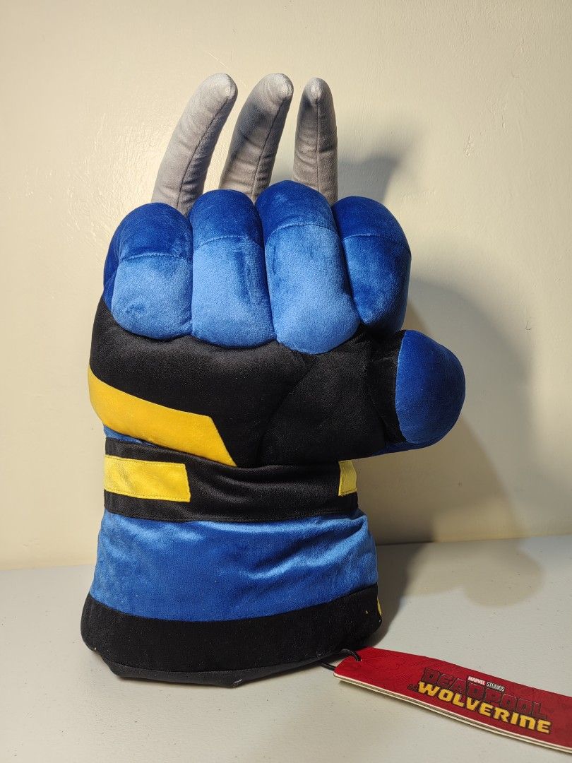 Marvel Deadpool & Wolverine Claw Hand-Shaped Plush Toy (Category: Plushies & Soft Toys) located in Manila. Submitted by theadoorz15 (Listing ID 1429916160, Image 1). Description: 14 inches With papertag.