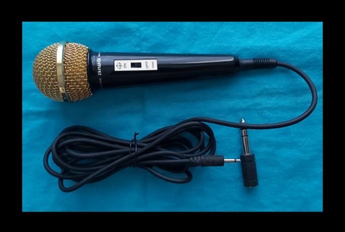 Microphone
