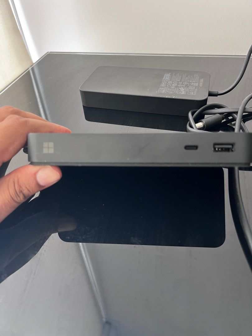 Microsoft Thunderbolt 4 Dock - USB-c472219379209359363