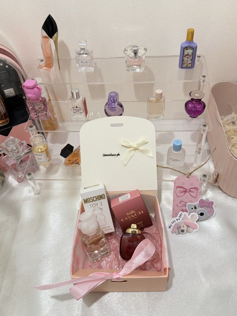 Mini Perfume Gift Sets - Coach, Moschino, Prada, Versace (Category: Fragrance & Deodorants) located in Malabon City. Submitted by uminiluxe.ph (Listing ID 1429898672, Image 1). Description: .