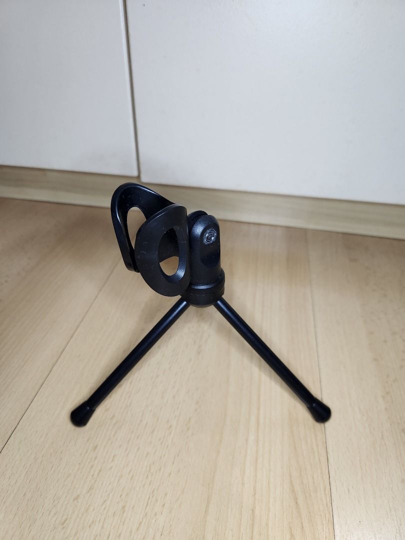 Mini Tripod for Microphone421333766558208000