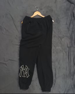 (Category: ) located in . Submitted by good-finds (Listing ID 1429888034, Image 1). Description: .
