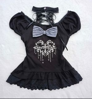 (Category: ) located in . Submitted by clovercollectionss (Listing ID 1429965248, Image 1). Description: .