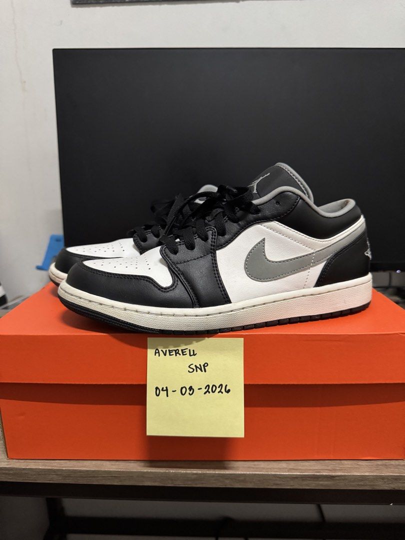 Nike Jordan 1 Low "Particle Grey" (Category: Sneakers) located in Quezon City. Submitted by averellsnp (Listing ID 1430014222, Image 2). Description: WTS / FS Nike Jordan 1 Low "Particle Grey" Size 9 9/10 (Slightly Used) ₱3200 (Negotiable) 📍Project 8, QC / UST 🛵 Via Lalamove.