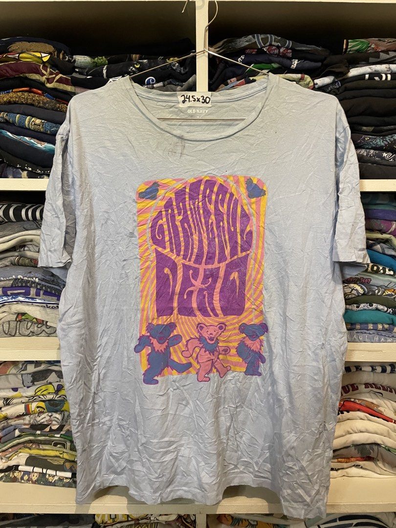 Old Navy Grateful Dead Graphic Tee XL (Category: Tshirts & Polo Shirts ) located in Manila. Submitted by _revault (Listing ID 1429994455, Image 1). Description: .