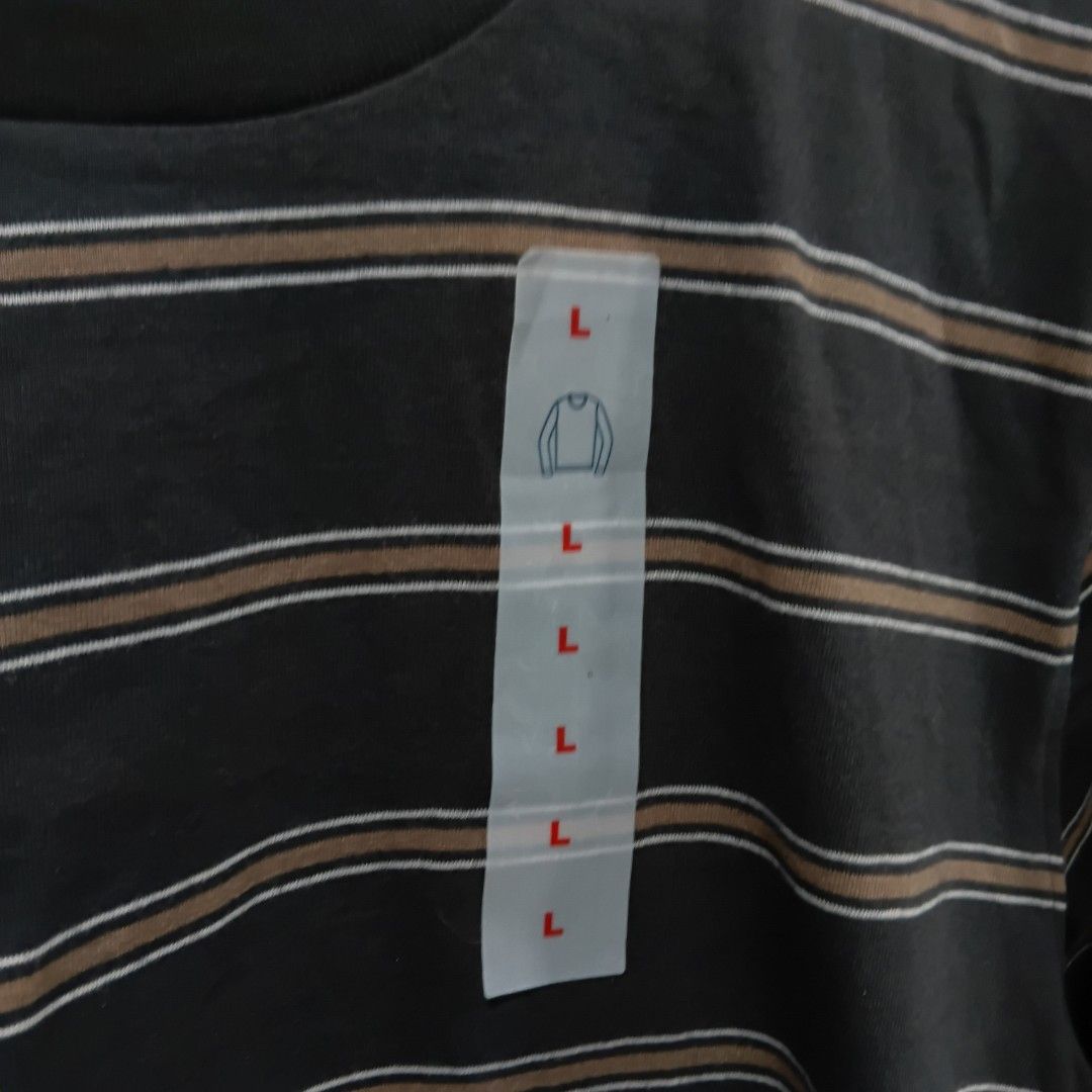 Old Navy Striped Long Sleeve Shirt (Category: Tshirts & Polo Shirts ) located in Dasmarinas. Submitted by yourlowkeyguy (Listing ID 1429886802, Image 3). Description: Brand new got this a a gift. Tag still intact.