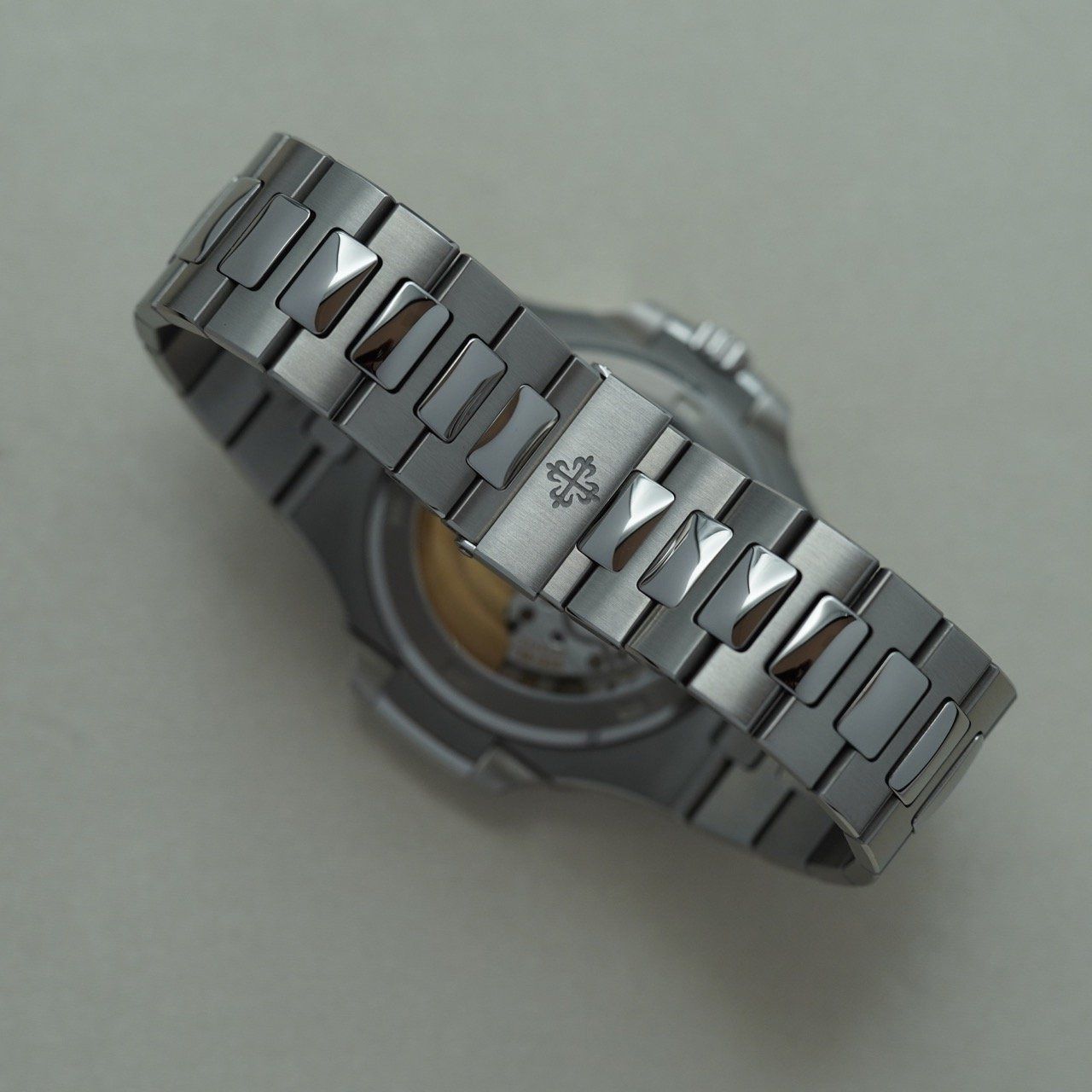 Patek Philippe Nautilus 5711/1A-010 – 2021 Year (Category: Watches) located in Singapore. Submitted by royalstar_c48dea (Listing ID 1429975099, Image 3). Description: Patek Philippe Nautilus 5711/1A-010, 2021 year, in very good condition and never polished. I've only worn it for important events. Full set (Box and Papers included) Authentication possible. .