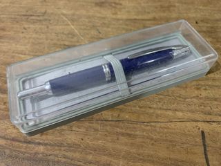 (Category: ) located in . Submitted by miah_collectiblesurplus (Listing ID 1429952530, Image 1). Description: .