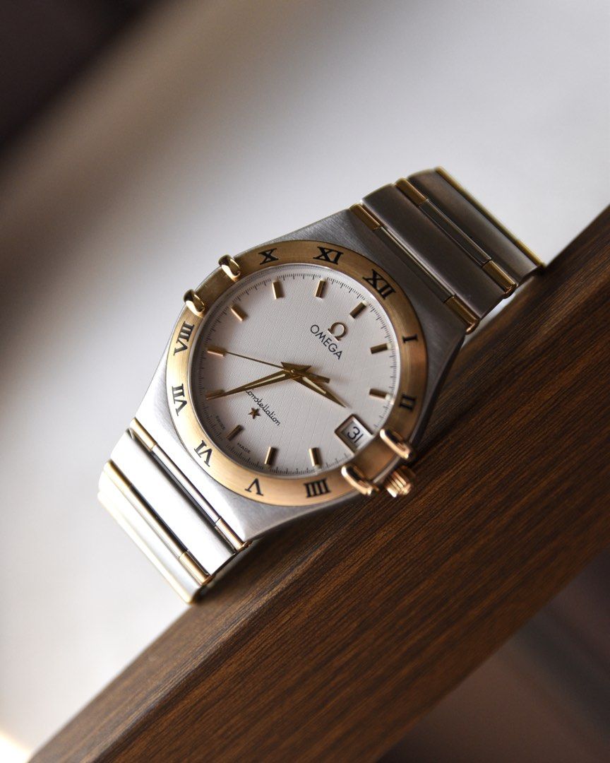 Pre-owned Vintage Constellation Half Bar (Category: Luxury Watches) located in Quezon City. Submitted by watchcollective.ph (Listing ID 1421300059, Image 1). Description: Constellation 33.5mm Half Bar Unisex ₱96,800 Reference: 1312.30 Year: 2000s Case Size: 33.5mm Movement: Quartz Wrist Size: 19cm Pre-owned. Excellent condition. Comes with replacement box..