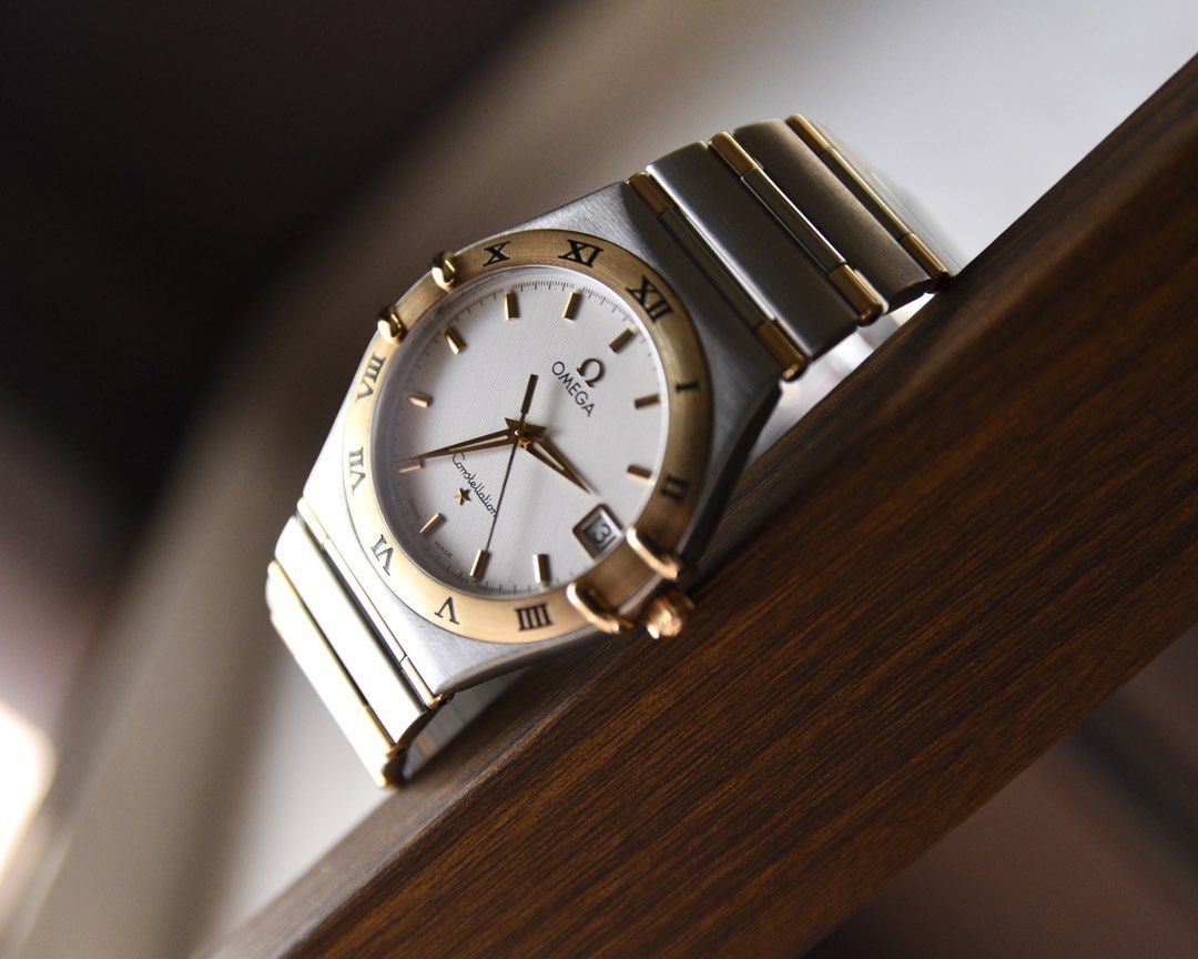 Pre-owned Vintage Constellation Half Bar (Category: Luxury Watches) located in Quezon City. Submitted by watchcollective.ph (Listing ID 1421300059, Image 2). Description: Constellation 33.5mm Half Bar Unisex ₱96,800 Reference: 1312.30 Year: 2000s Case Size: 33.5mm Movement: Quartz Wrist Size: 19cm Pre-owned. Excellent condition. Comes with replacement box..