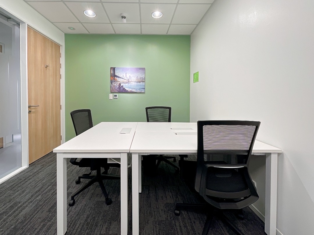 (Category: ) located in . Submitted by regus_official (Listing ID 1368773250, Image 1). Description: .
