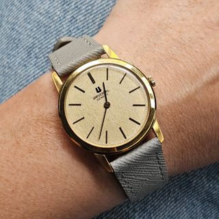 (Category: ) located in . Submitted by skullsandwatches (Listing ID 1429911854, Image 1). Description: .